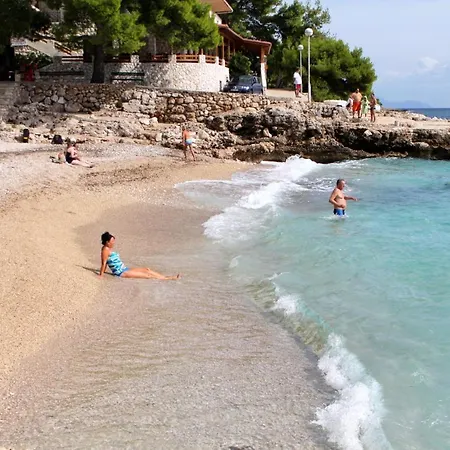 With Parking Space Ivan Dolac, Hvar - 8753 דירה