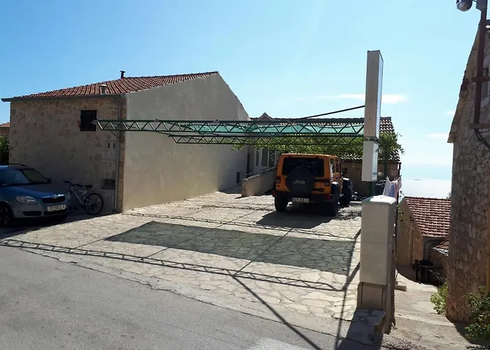 With Parking Space Ivan Dolac, Hvar - 8753