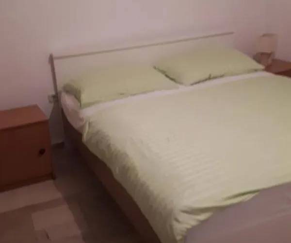 With Parking Space Ivan Dolac, Hvar - 8753 Apartamento