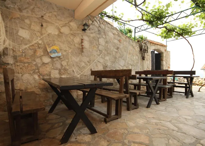 With Parking Space Ivan Dolac, Hvar - 8753 *