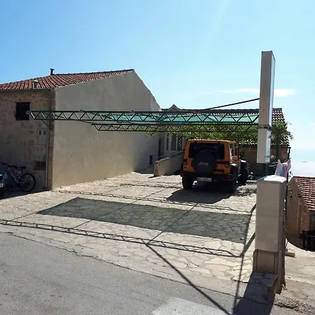 With A Parking Space Ivan Dolac, Hvar - 8753
